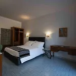 Myrtus Hotel apartamentowy 4*